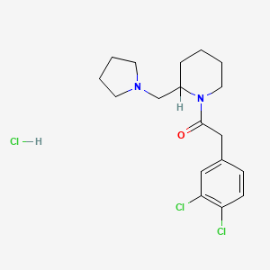 2-(3,4-Dichlorophenyl)-1-(2-(pyrrolidin-1-ylmethyl)piperidin-1-yl)ethanone hydrochloride